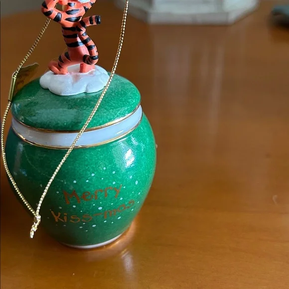 Disney Winnie the Pooh Holiday Ornament Trio - Picture 11 of 12